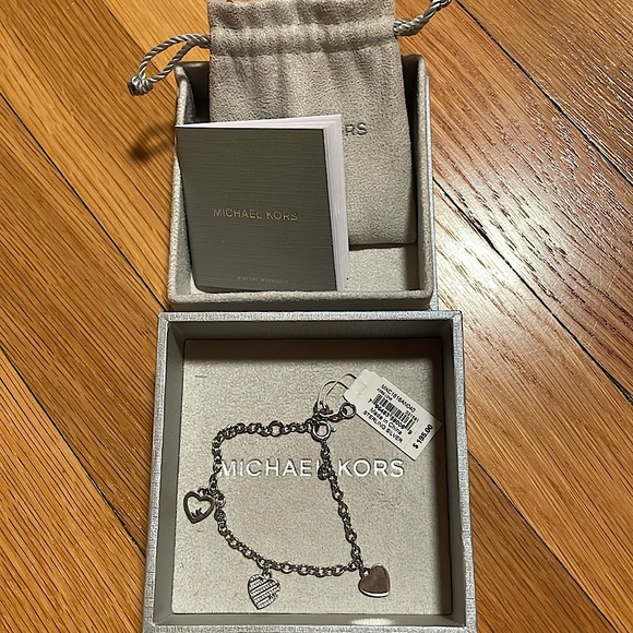 MICHAEL KORS Sterling Silver Open heart bracelet - Picture 1 of 2
